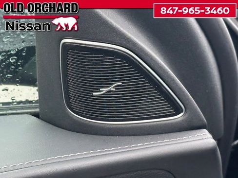 Used 2023 Mercedes-Benz C 300 4MATIC Sedan w/ AMG Line w/ Night Package image 10