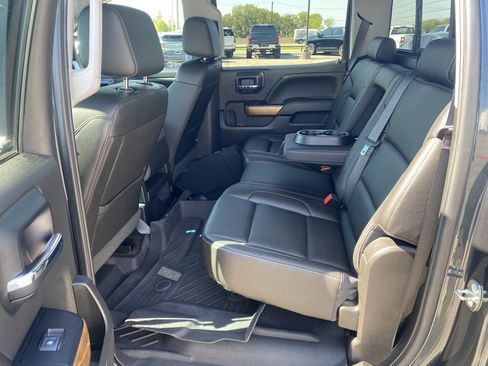 Used 2018 Chevrolet Silverado 1500 LTZ w/ Texas Edition image 13