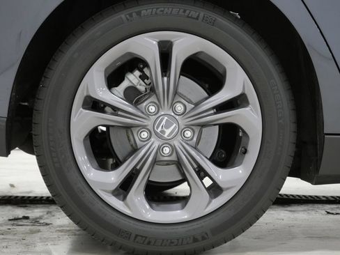 Used 2024 Honda Accord EX image 9