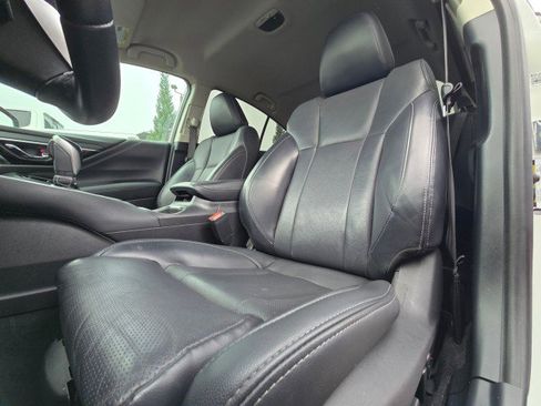 Used 2020 Subaru Legacy Limited image 24