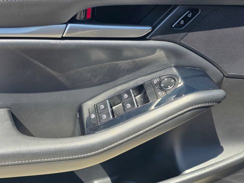 Used 2024 MAZDA MAZDA3 s FWD image 13