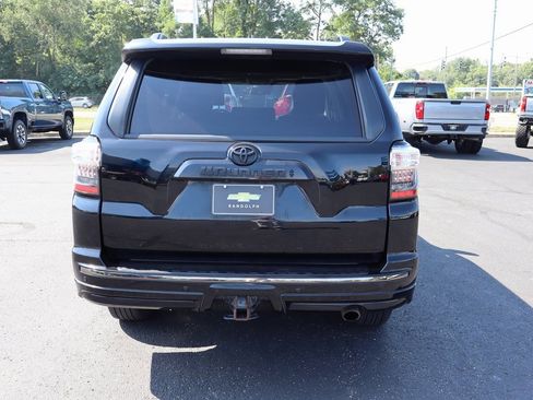 Used 2020 Toyota 4Runner Nightshade image 37