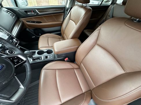 Used 2018 Subaru Outback 3.6R Touring image 9
