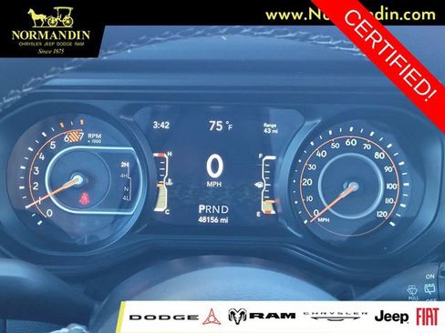 Certified 2025 Jeep Wrangler Unlimited Rubicon AWD/4WD image 8