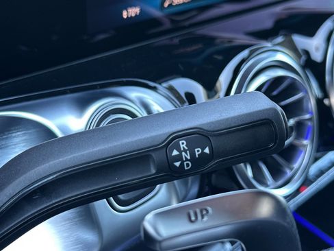 New 2026 Mercedes-Benz GLB 35 AMG AMG 35 image 21