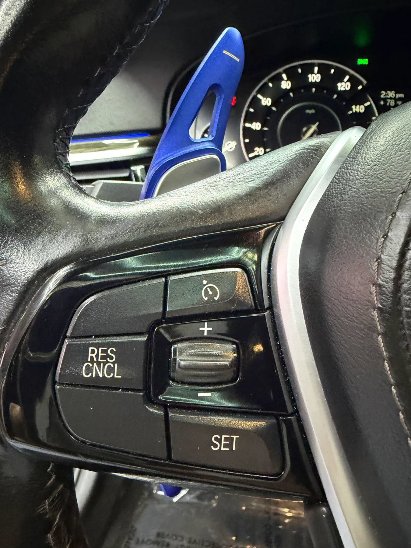 Used 2018 BMW 530e w/ Premium Package 2 RWD image 16