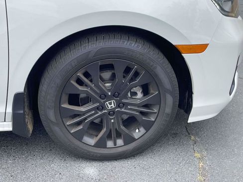Used 2025 Honda Odyssey Sport-L image 9