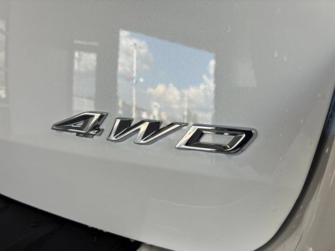 New 2026 Ford Explorer ST-Line w/ ST-Line Street Pack AWD/4WD image 7