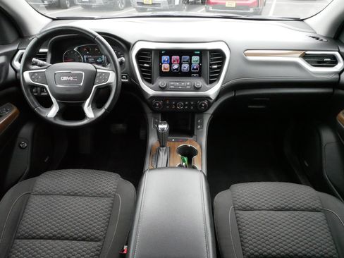 Used 2017 GMC Acadia SLE w/ Driver Alert Package I AWD/4WD image 10