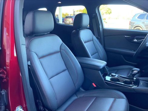Used 2025 Chevrolet Blazer RS image 8