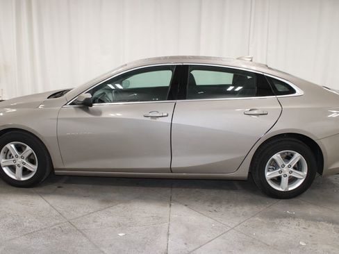 Used 2024 Chevrolet Malibu LT image 6