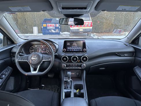 Used 2024 Nissan Sentra SV image 15