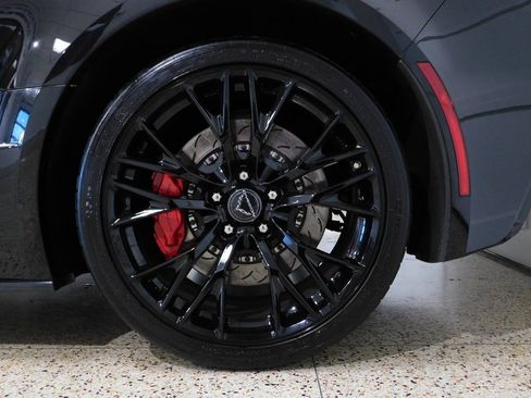 Used 2018 Chevrolet Corvette Z06 image 97
