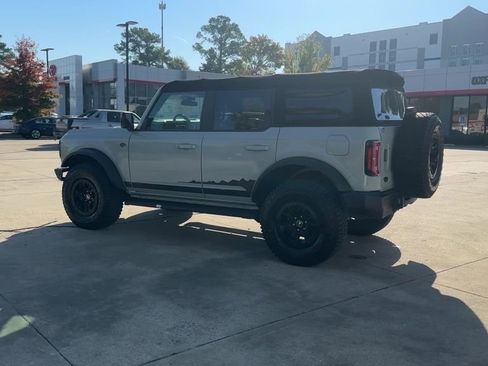 Used 2021 Ford Bronco Wildtrak image 3