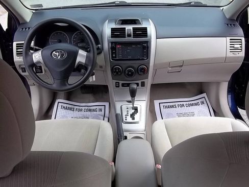 Used 2013 Toyota Corolla LE FWD image 14