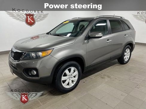 Used 2012 Kia Sorento LX w/ Convenience Pkg image 3
