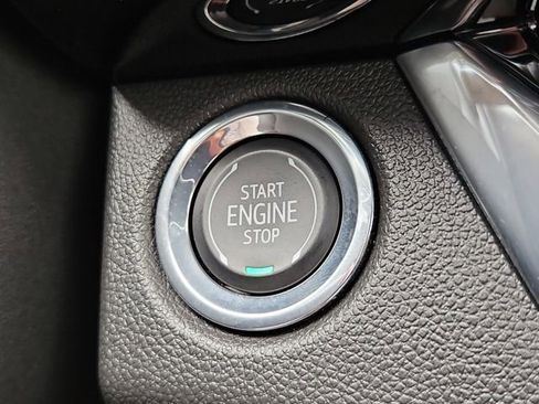 Used 2024 Buick Envista Sport Touring w/ Convenience I Package FWD image 26