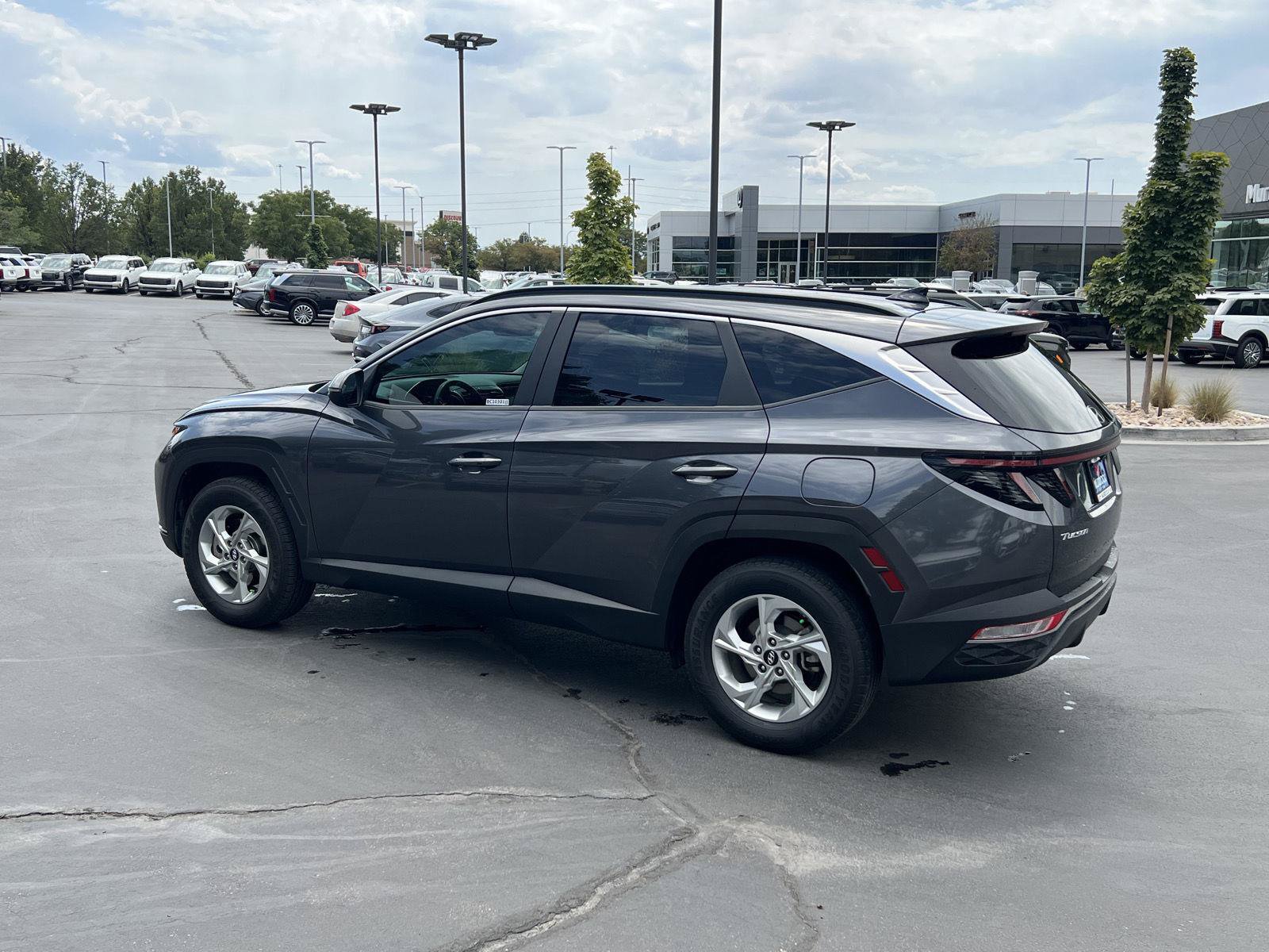 Used 2022 Hyundai Tucson SEL w/ Cargo Package AWD/4WD image 18