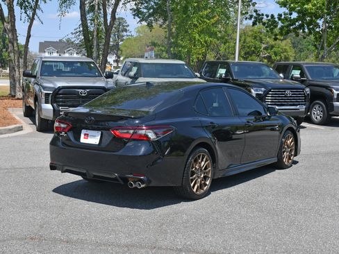 Certified 2023 Toyota Camry SE w/ Convenience Package image 4