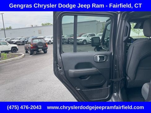 Certified 2025 Jeep Wrangler Unlimited Sahara AWD/4WD image 38