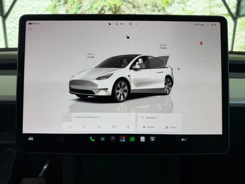 Used 2023 Tesla Model Y Long Range AWD/4WD image 24