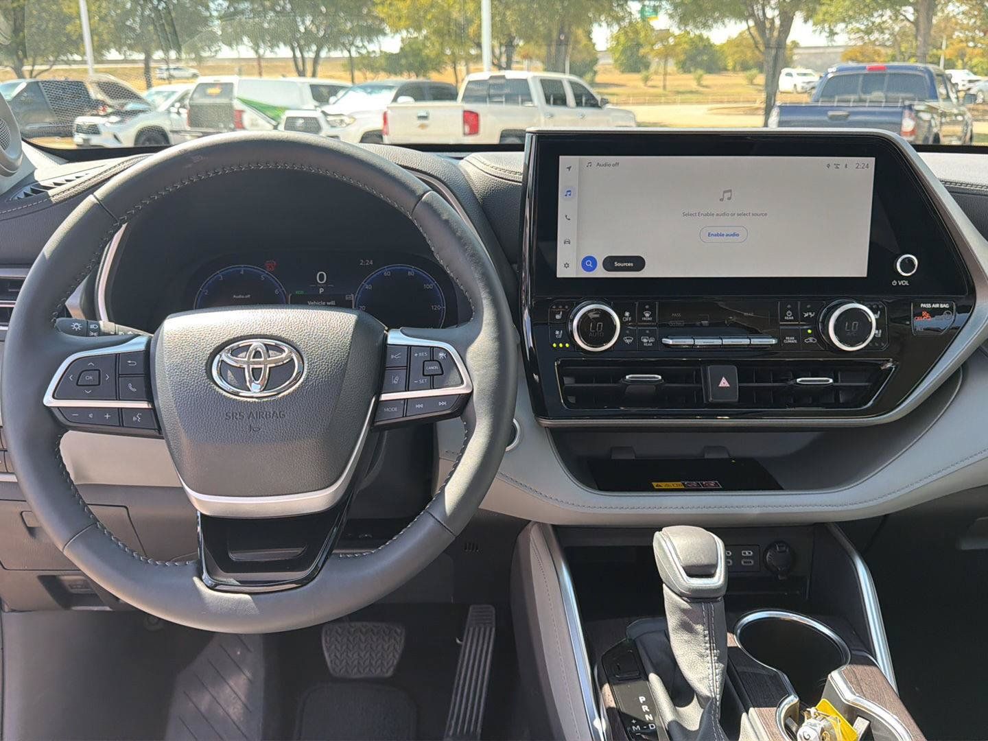 Certified 2026 Toyota Highlander Limited AWD/4WD image 14