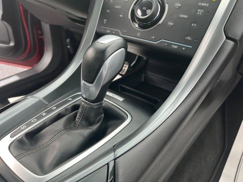 Used 2014 Ford Fusion Titanium image 14