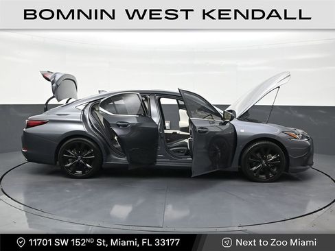 Used 2023 Lexus ES 350 F Sport w/ Accessory Package (Z2) image 29