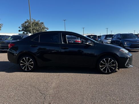 Used 2018 Toyota Corolla SE image 5