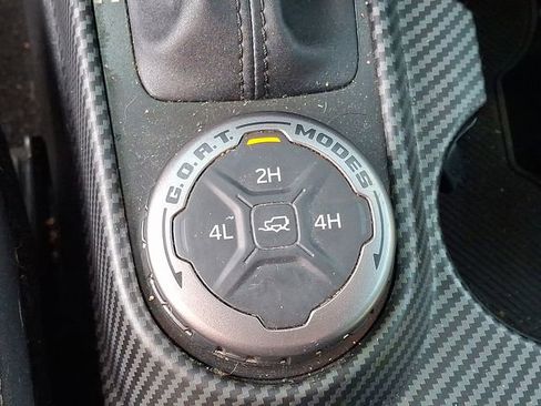 Used 2022 Ford Bronco Outer Banks image 24