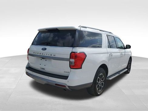 Used 2023 Ford Expedition Max XLT AWD/4WD image 4