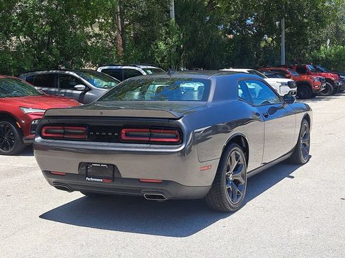 Used 2019 Dodge Challenger SXT w/ Plus Package RWD image 9