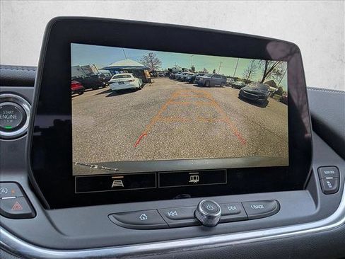 Used 2025 Chevrolet Blazer LT image 12