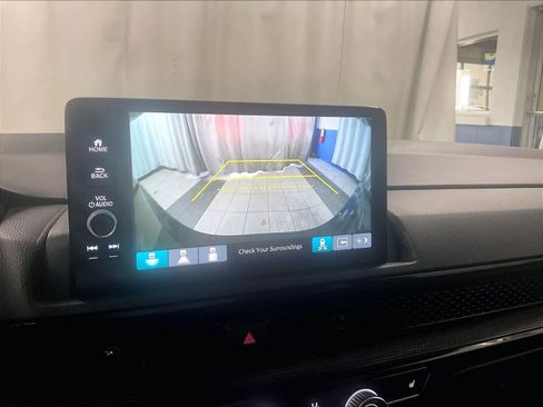 Used 2025 Honda CR-V EX-L image 19