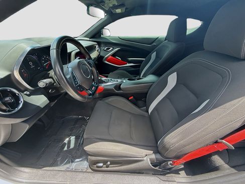 Used 2023 Chevrolet Camaro SS RWD image 16