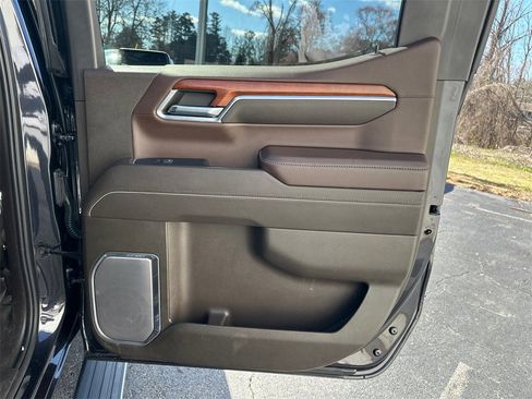 Used 2022 GMC Sierra 1500 Denali image 17