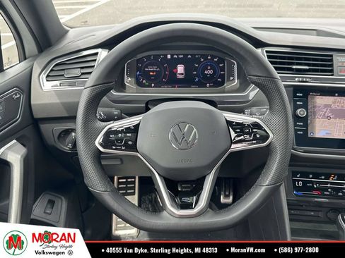 Certified 2024 Volkswagen Tiguan SEL R-Line AWD/4WD image 16