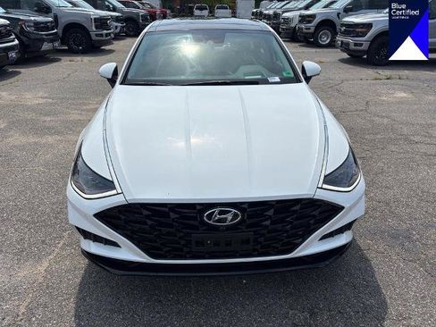 Used 2023 Hyundai Sonata Limited FWD image 2