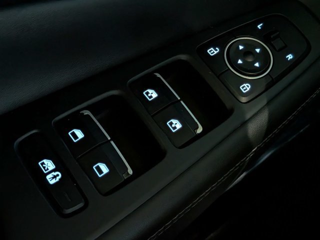 Used 2022 Hyundai Santa Fe SEL w/ Convenience + Premium Package FWD image 24
