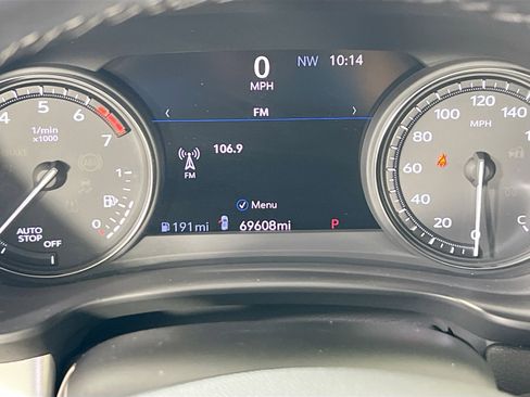 Used 2019 Cadillac XT4 Premium Luxury w/ Technology Package image 11