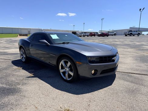 Used 2011 Chevrolet Camaro LT w/ RS Package RWD image 4