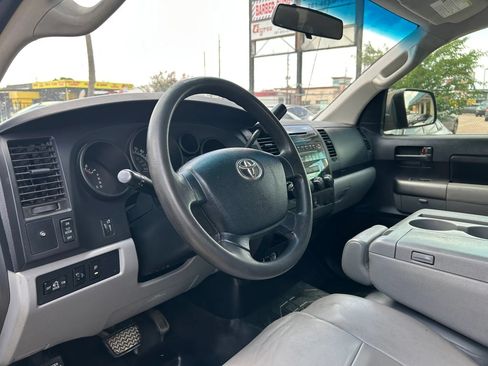 Used 2011 Toyota Tundra 2WD Double Cab image 10