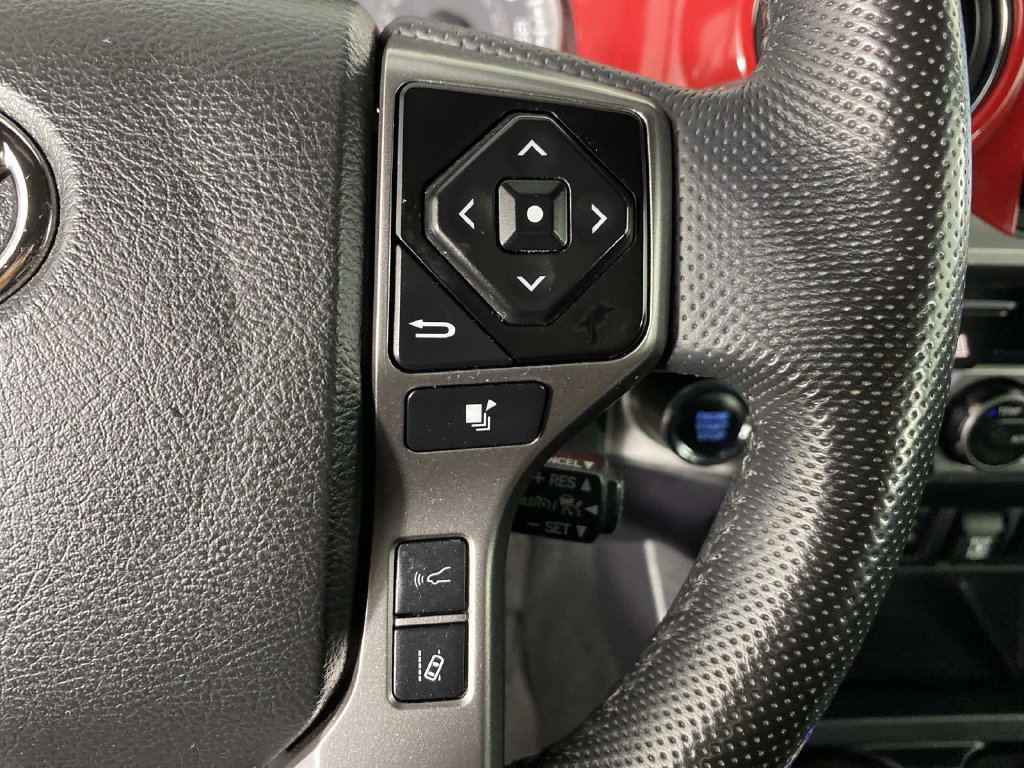 Used 2023 Toyota Tacoma Limited AWD/4WD image 15