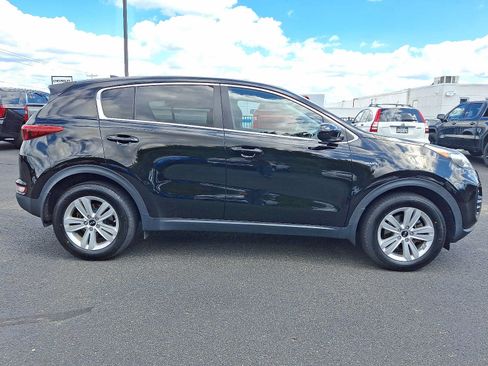 Used 2018 Kia Sportage LX AWD/4WD image 7