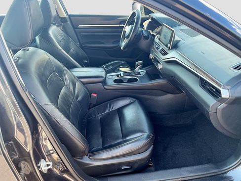 Used 2019 Nissan Altima 2.5 SL FWD image 28