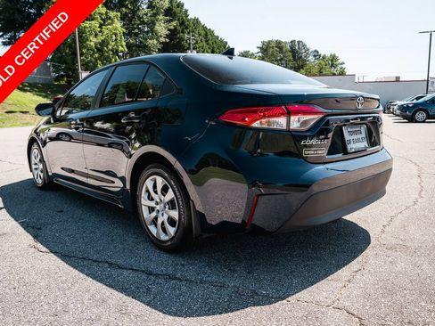 Certified 2025 Toyota Corolla LE FWD image 5