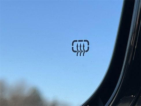 New 2025 Jeep Grand Cherokee Limited w/ Black Appearance Package image 44