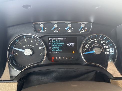 Used 2014 Ford F150 Lariat w/ Equipment Group 502A Luxury image 26