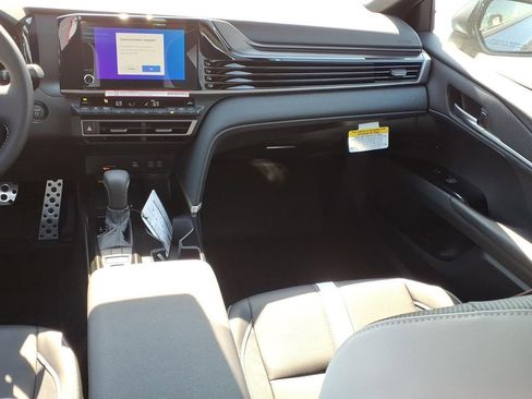 New 2026 Toyota Camry SE FWD image 9