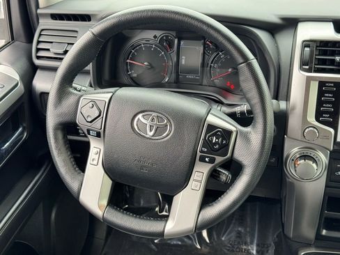 Used 2024 Toyota 4Runner SR5 Premium image 18